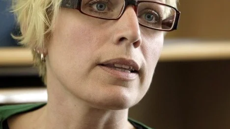 Förutom nyrekrytering av elva tjänster till Arbetsförmedlingens kundtjänst, kommer den för första gången även pröva anställa fem sommarvikarier, berättar sektionschef Victoria Sandberg.