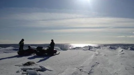 Med utsikt mot havet från Vargön.