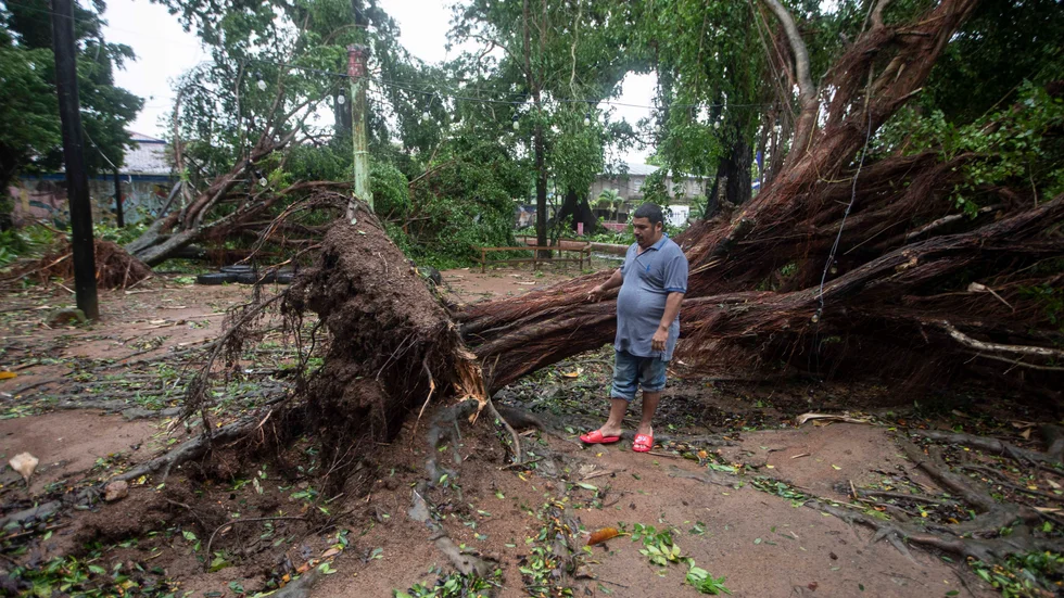Julia drog in över Nicaragua under söndagen.