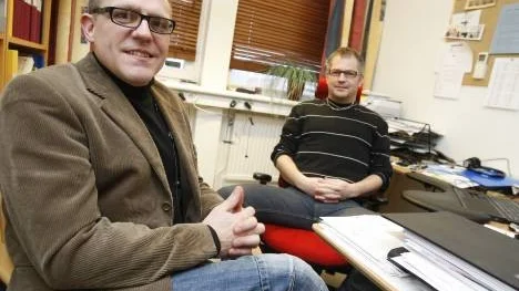Skolchef Jan-Erik Backman och rektor Niklas Häggström är nöjda med att en Aspergersenhet äntligen ska bli av. "Vi har sett ett behov av anpassad grundskola för flera elever och räknar med att vara igång senast höstterminen 2011", säger Backman.