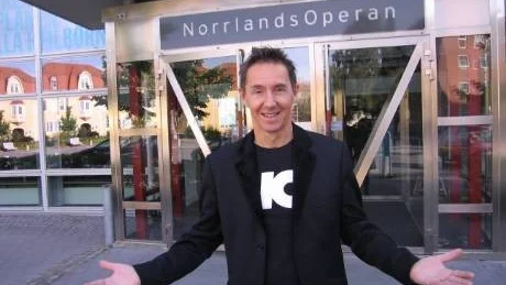 BJUDER IN. "Umeå Jazzfestival är en ungdomlig företeelse. I publiken dominerar 20-30-åringarna", säger Lennart Strömbäck, konstnärlig ledare som i år tampats med finanskris och sponsor som hoppat av.