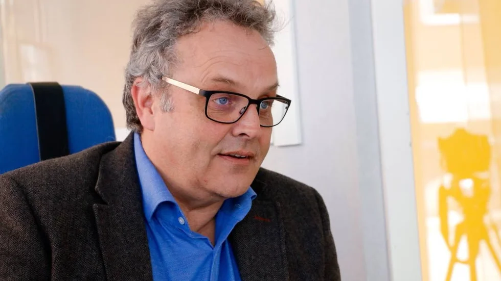 Låga priser. Rikard Fahlman, mäklare på Svensk fastighetsförmedling, tycker fortfarande att det är billigt att köpa en villa i Piteå.
