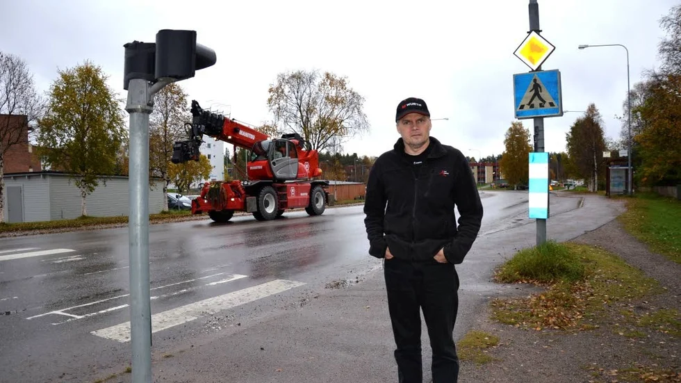 Orolig."Trafikkulturen är inte den bästa. Folk använder inte blinkers på bilarna och stannar inte för gående", säger Jan-Erik Eriksson.