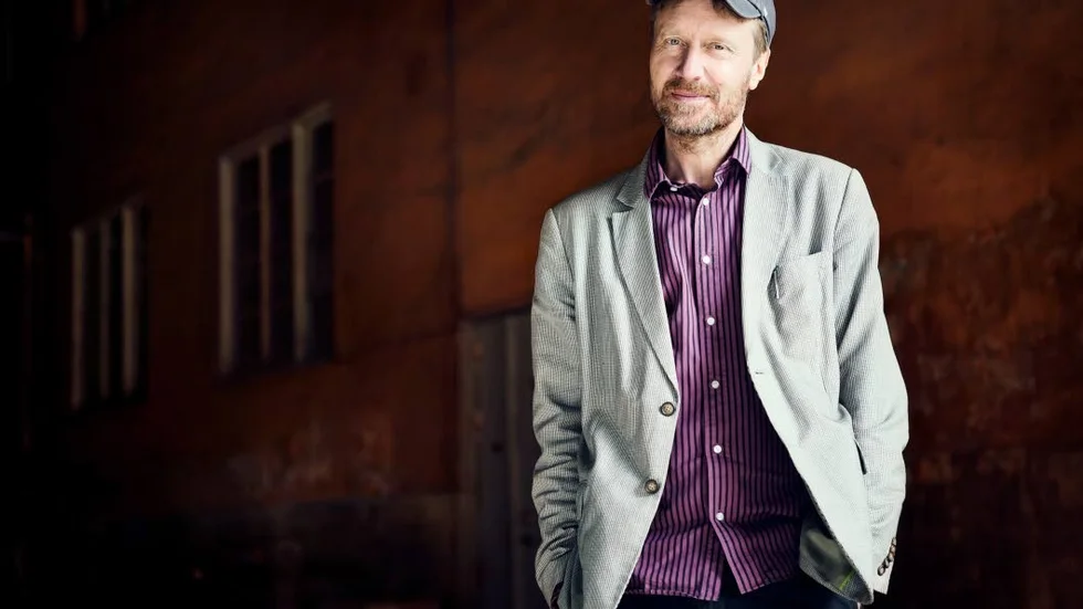 PROBLEM. Bengt Ohlssons nya roman "Swing" har trovärdighetsproblem, menar Kurirens recensent Jan-Olov Nyström.