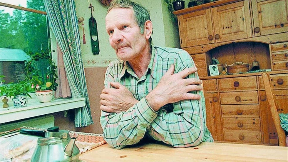 OLIKA. "Vi är väldigt olika, Kent Ögren och jag. Jag var inte det minsta ambitiös men det var han. Han ställde alltid upp när partiet ville det", berättar Karl-Axel Nilsson, 83, som fortfarande bor i Snesudden. Nilsson har goda minnen av Kent Ögren.
