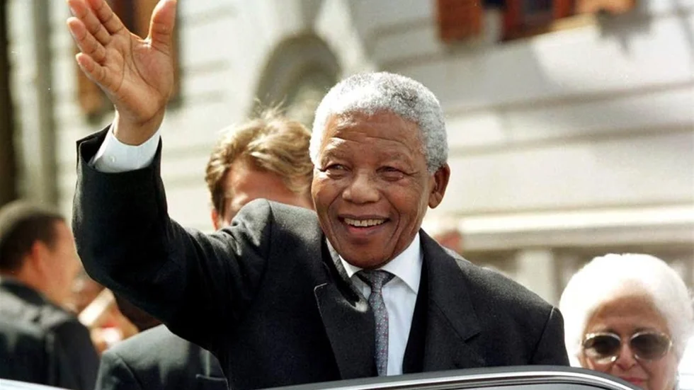 ARVET. Förre presidenten och frihetskämpen Nelson Mandela är död.