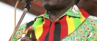 Mugabe släpper inte taget