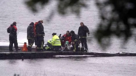 Det handlar både om att snabbt rädda människoliv och om brandmännens säkerhet i de här sammanhangen. De måste försöka rädda liv efter bästa förmåga, trots att deras utbildning och utrustning bara täcker drunkningstillbud ner till tre meters djup. 2010 kan specialutbildade räddningsdykare bli verklighet (Arkivbild).