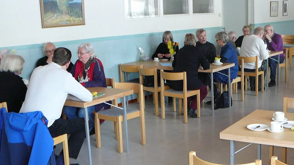 Under tre timmar serverades kaffe och  våfflor med tillbehör.