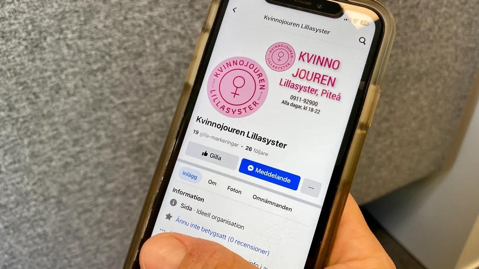 Kvinnojouren Lillasysters Facebooksida och Instagram stängdes ner under tisdagen och öppnade sedan igen i ny form.