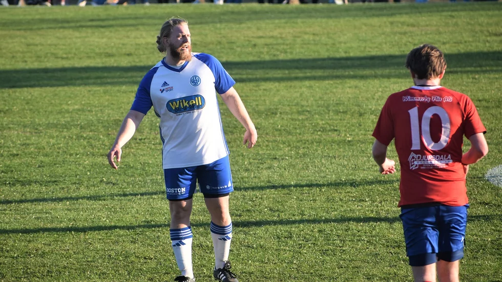 Djursdala SK och Södra Vi IF möttes i ett hett derby på Dalavallen.