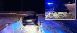 Rattfull kraschade in i rondell – klädd i dunjacka och badshorts