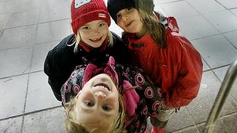 Jennifer Fors, Hannah Dunér och Emma Borg (längst fram).
