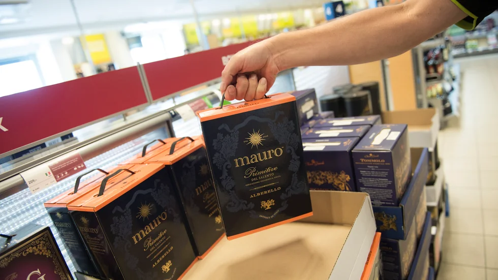 Systembolaget kränger lådvin så det förslår.
