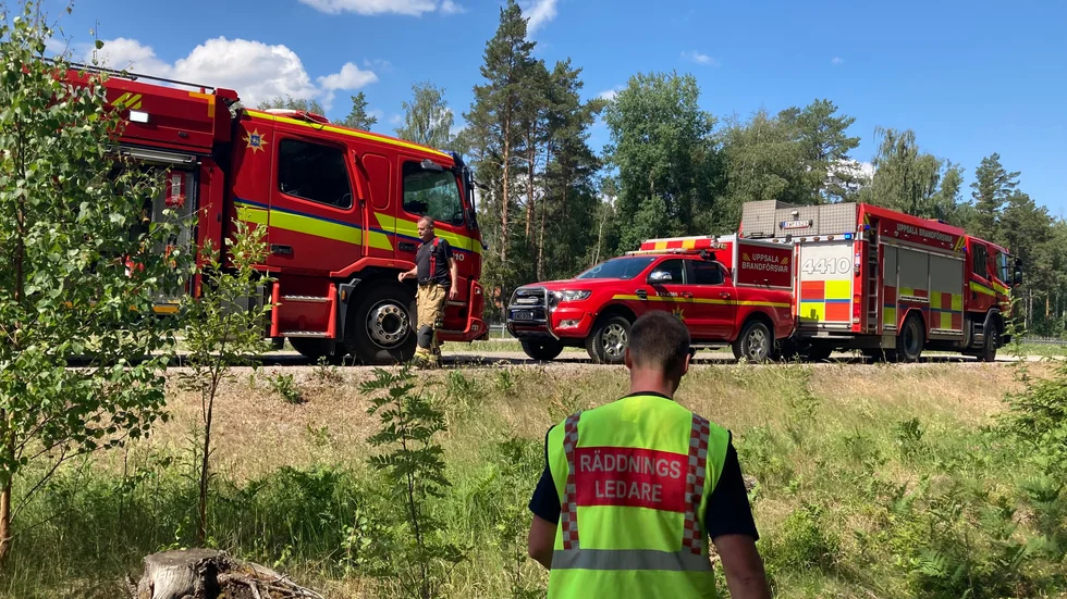 Stor brand i terräng nära Alunda på tisdagen.