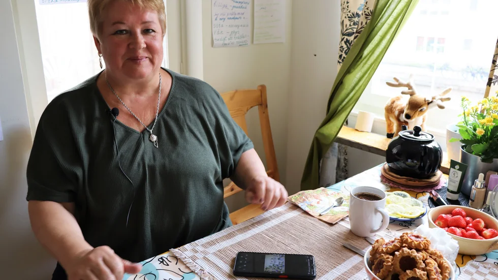 Flyktingen Valentyna Liubushkina berättar hur hon försökte lära sig svenska på egen hand och varför SFI är så viktigt för henne.  
