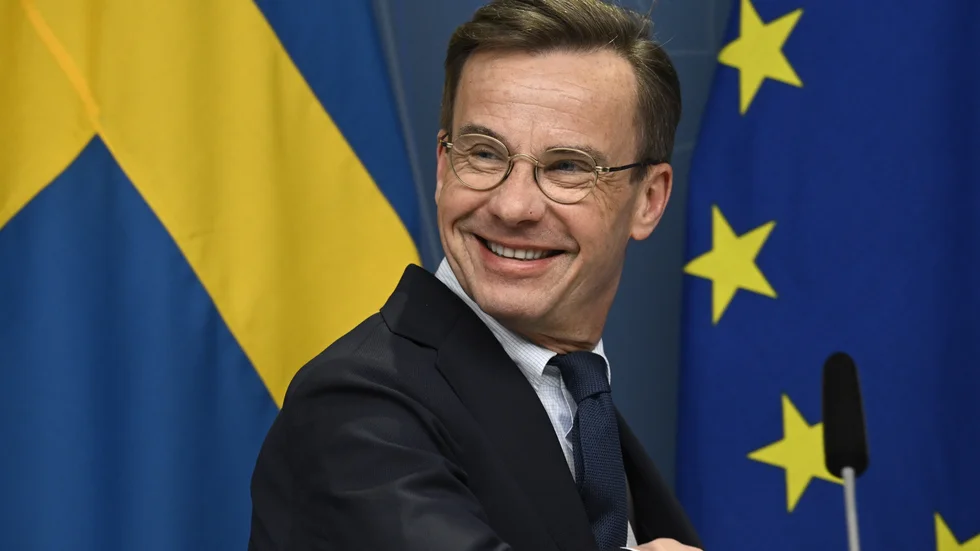 Insändarskribenten reagerar på statsminister Ulf Kristerssons ordval. "Varför har en kärnvapenallians blivit hem för det neutrala Sverige?", undrar han.
