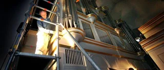 Sliten orgel har fått färgen tillbaka