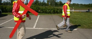 Kors sätts upp på "Dödens väg" i Östergötland