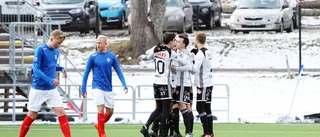 Egnell på knä – mot sitt gamla lag