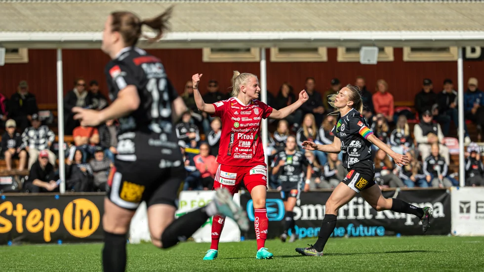 Tuva Skoog värderas till åtta miljoner, flest av spelarna från eller med bakgrund i Skelleftefotbollen, i det nya Fantasy-spelet.