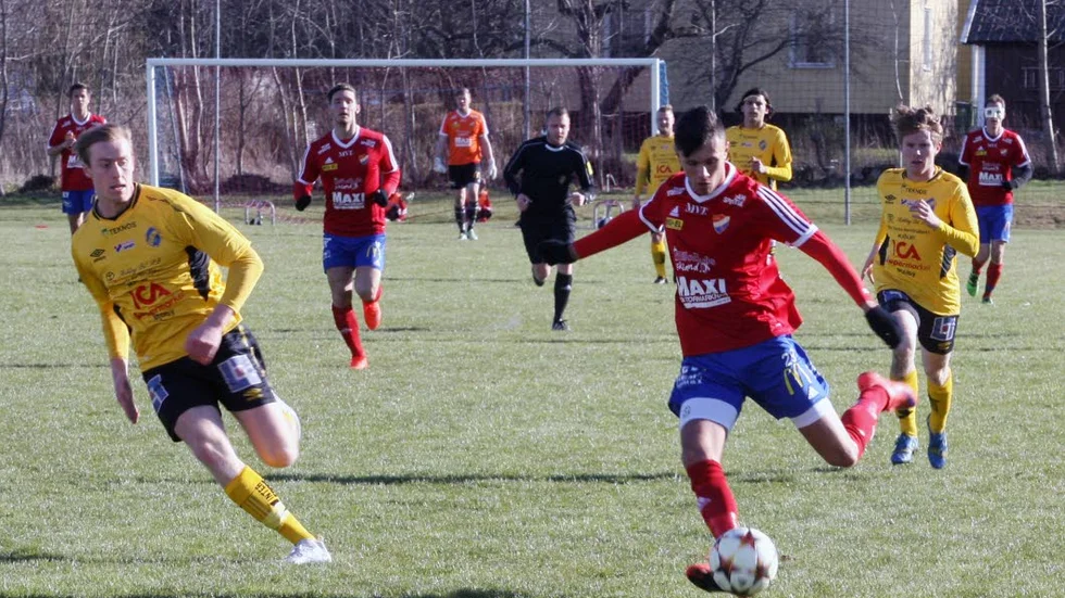 TVÅ MÅL. André Rako gjorde två mål när Boren vann i Malmslätt.