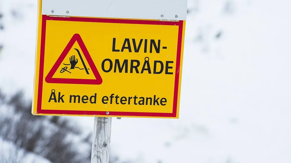 Området där personerna är saknade är känt för att ofta drabbas av laviner.