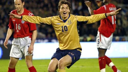 Zlatan Ibrahimovic blev ende målskytt i jubileumslandskampen på Ullevi och engelska backarna Gareth Southgate och Anthony Gardner deppade rejält efter svenskens läckra klack.