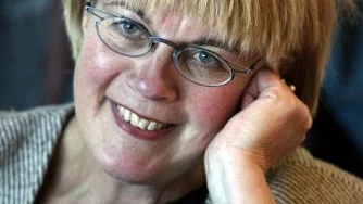 Lena Rothman, Klämmestorpsskolans nya rektor, menar att diskussioner om enskildheter har en benägenhet att skymma att både elever och föräldrar är nöjda med Mjölby kommuns grundskolor. Bild: MIA KARLSVÄRD