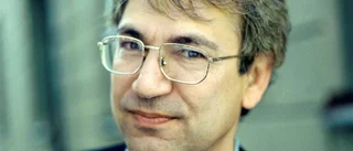 Pamuk skriver vackert med förutsägbart