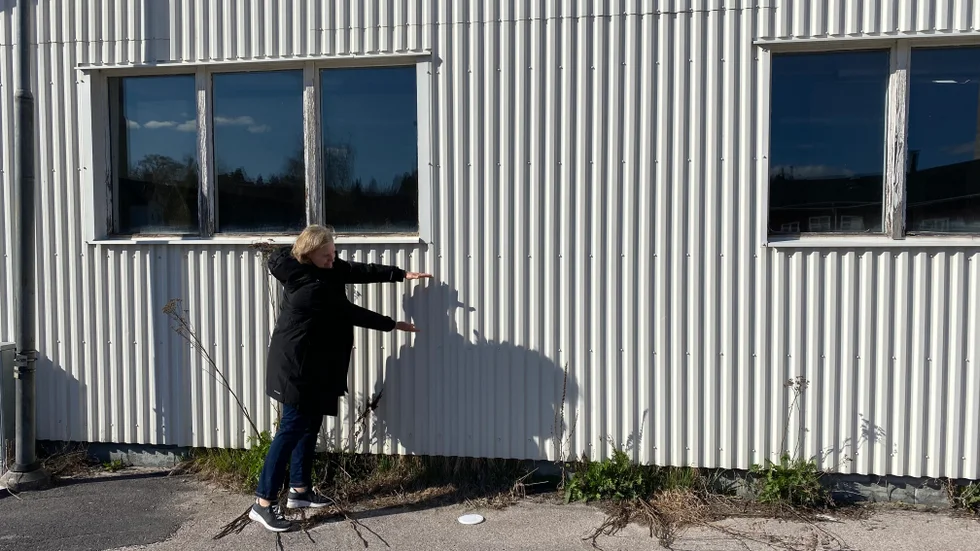 Pia Jurell 
Holms yachtvarv gamleby hamn. Här är platsen laddarna var tänkta att stå. 