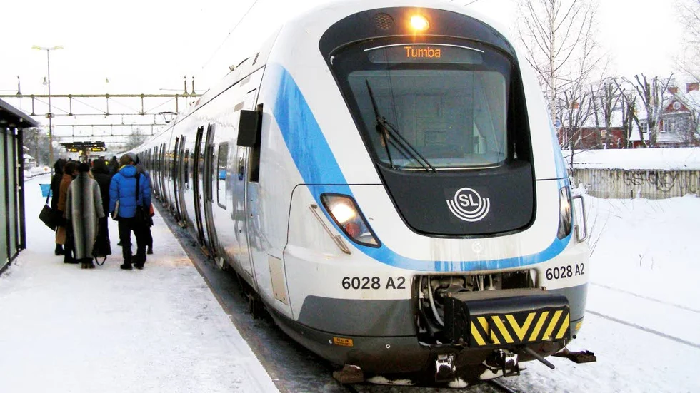 Pendlare från Knivsta har under veckan inte kunnat värma sig i stationens väderskydd, trots tidigare felanmälningar till Trafikverket.