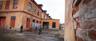 Har blivit en skamfläck i stadsbilden – nu ska förfallna verkstaden räddas: "En oslipad diamant med enorm potential"