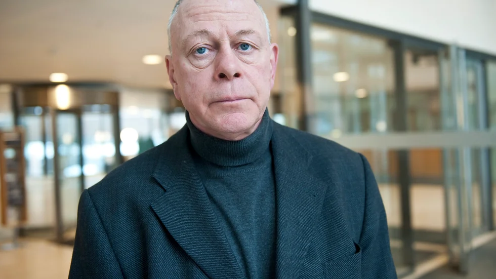 Sonny Björk jobbade i 37 år som kriminaltekniker i Stockholm. Efter sin pension har han medverkat i olika utredningar på uppdrag av försvarsadvokater och åklagare, bland annat med bildjämförelser.