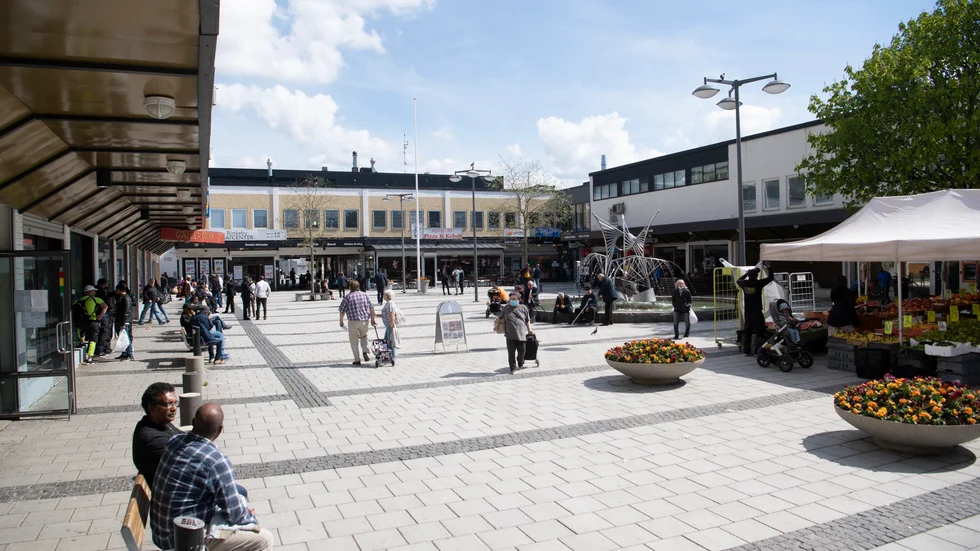 Företagen ropar efter arbetskraft, men i utanförskapsområdena är arbetslösheten hög. Arkivbild.