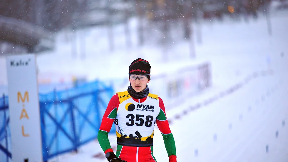 Ulrik Jonsson, Strömnäs, var bara dryga två sekunder från medalj när första distansen kördes på USM Kalix.