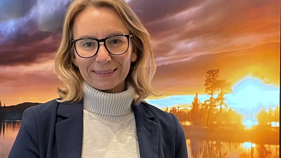 "Nu kan du själv gå in och få fakta till väderdiskussionen vid fikabordet. Hur kallt var det egentligen den speciella midsommaraftonen", säger Susanne Carmblad, projkektledare för SMHI:s nya interaktiva tjänst "Hur var vädret?"