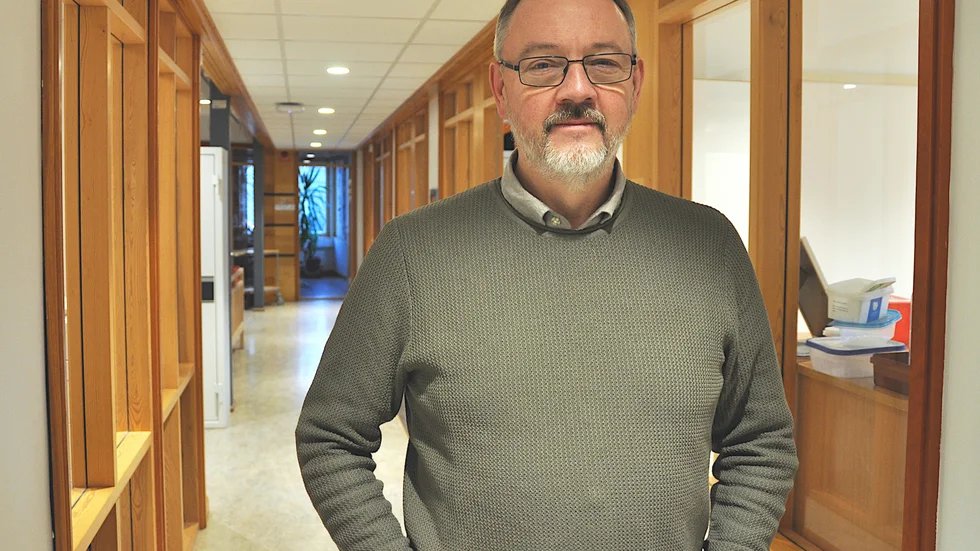 Johan Hedlund är smittskyddssjuksköterska och enhetschef på smittskyddsenheten på Region Uppsala. 