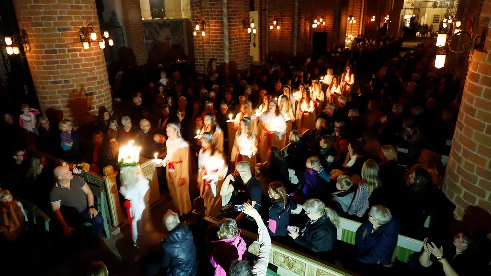 Arkivbild. På söndag den 12/12 hålls två konserter med luciatåg i Domkyrkan.