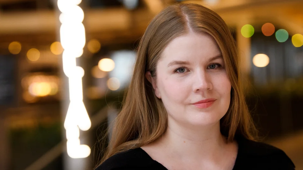 Linnéa Sjödin debuterar med en roman som utspelas i ett sommarhett New York.