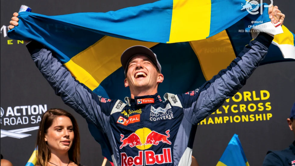 Rallycross-världsmästaren Timmy Hansen representerar Sverige tillsammans med Mattias Ekström i ROC Nations Cup i Piteå
Foto: Red Bull Media

