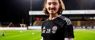 Adam Bark nobbade superettan för Maif: "Jag känner att jag utvecklas bäst här"
