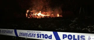Övertänt hus fick brinna ned