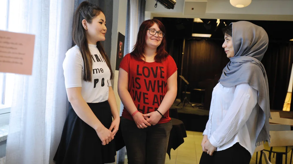 Givande. Masome Jafari, Ksenia Izerman och Maryam Sherifi är en del av JAG. Foto: Maria Wallin.