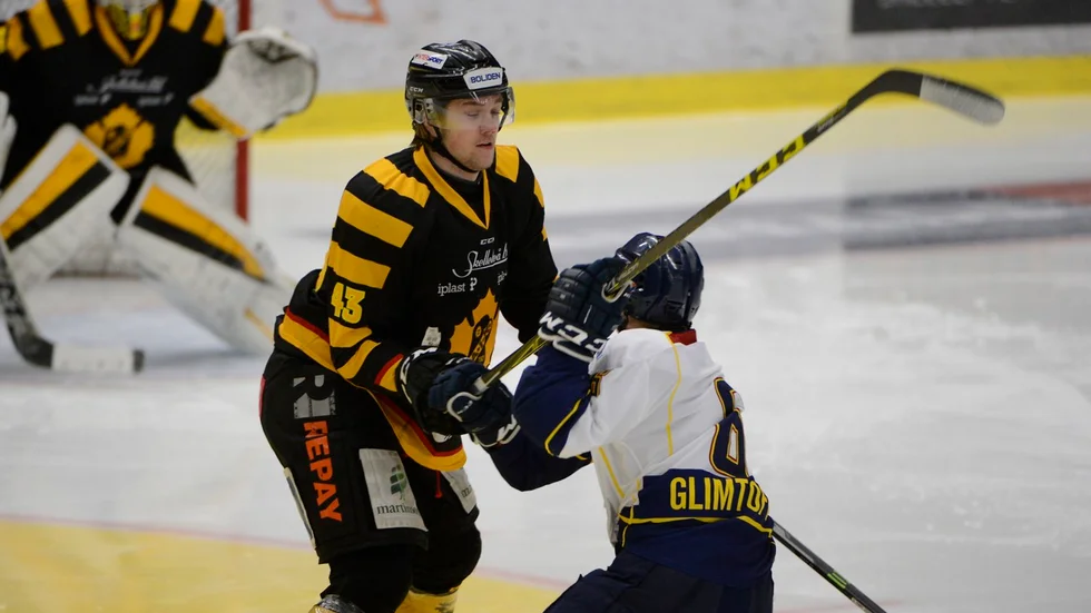 Målskytt. Filip Berglund som under stora delar av säsongen representerat A-laget gjorde mål i en av helgens två matcher.