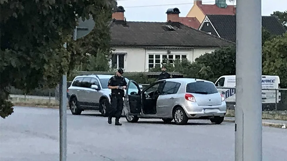Polisen stoppade en personbil i Eneby under onsdagskvällen.