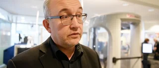 Flygplatschefen: Håll koll på information från flygbolaget