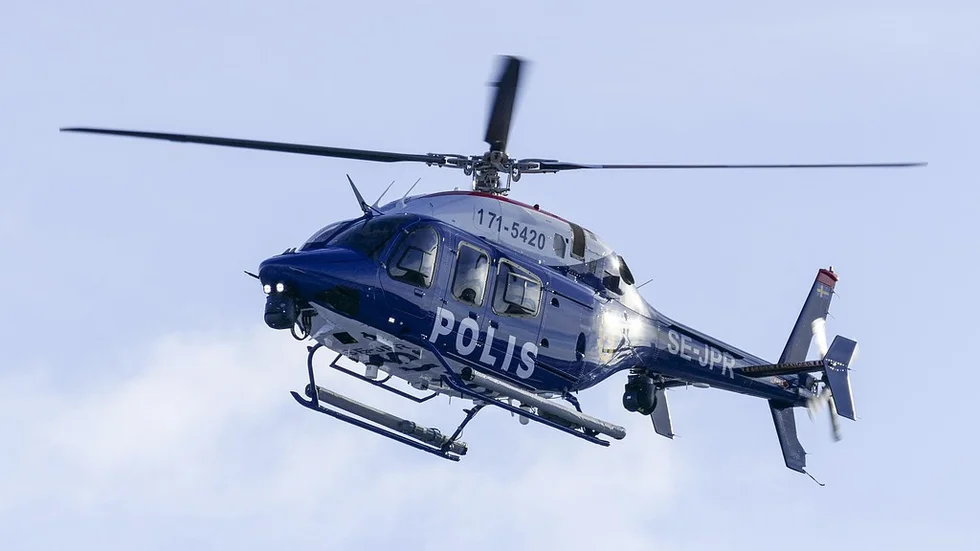 Flera läsare har hört av sig och undrat över polishelikopterns närvaro.