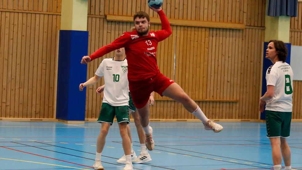Oliver Meijer svarade för nio mål när VHF besegrade Fräs.