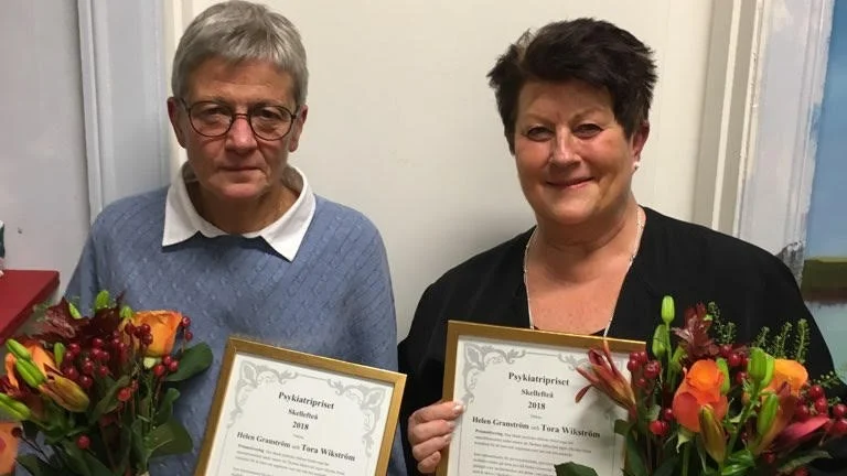 Tora Wikström och Helen Granström var väldigt glada över priset